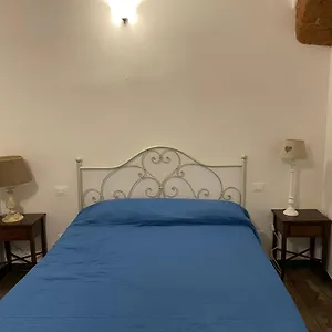 Bottega 11 , Burchio Italia